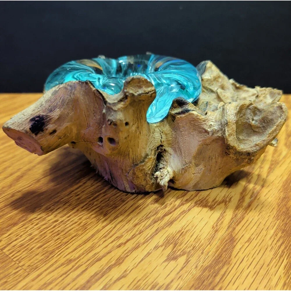 ​Vtg  Aqua Art Turquoise Glass Ashtray w Natural Burl Driftwood Base Beach Decor